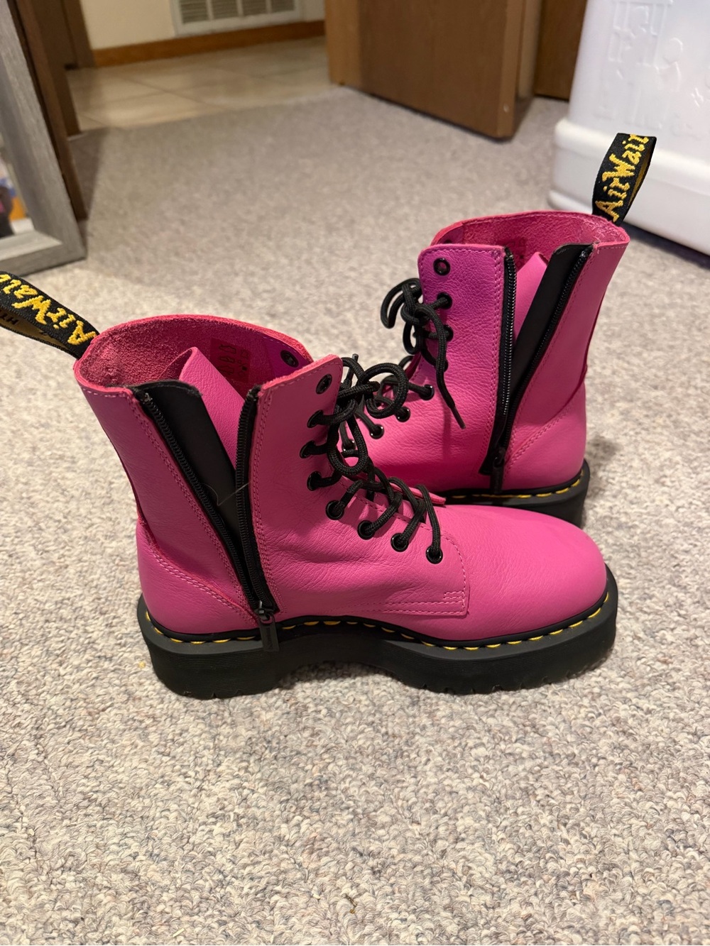 Dr. Martens Jadon III Boot Pisa Leather in Thrift Pink NWOT - Picture 5 of 11